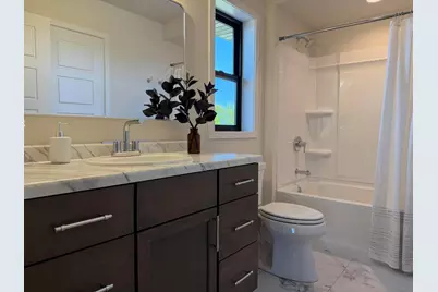 2853  Granite Ct, Sheboygan, WI 53081 - Photo 10