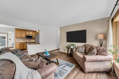 2710  6 Mile Rd, Racine, WI 53402 - Photo 6