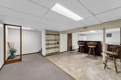 2710  6 Mile Rd, Racine, WI 53402 - Photo 24