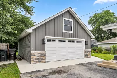 2710  6 Mile Rd, Racine, WI 53402 - Photo 36