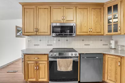 2710  6 Mile Rd, Racine, WI 53402 - Photo 12