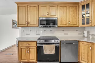 2710 6 Mile Rd, Racine, WI 53402 - Photo 12