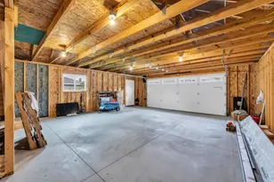 2710 6 Mile Rd, Racine, WI 53402 - Photo 38