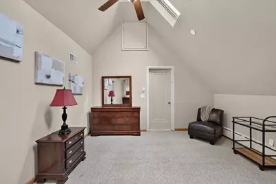 3364 S 17th St, Milwaukee, WI 53215 - Photo 20