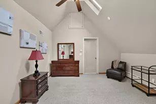 3364 S 17th St, Milwaukee, WI 53215 - Photo 20