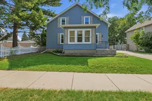 317 E Pleasant St, Oconomowoc, WI 53066 - Photo 1