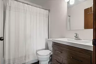 5241 33rd St, La Crosse, WI 54601 - Photo 18