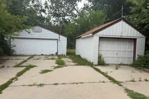 7127 N 43rd St, Milwaukee, WI 53209 - Photo 14