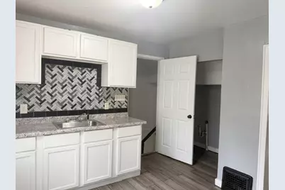7127 N 43rd St, Milwaukee, WI 53209 - Photo 6