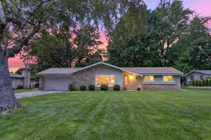 3830 Lakeview Dr, Racine, WI 53403 - Photo 1
