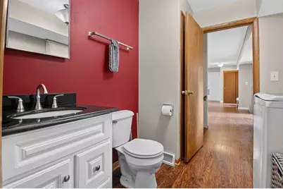 3830  Lakeview Dr, Racine, WI 53403 - Photo 22