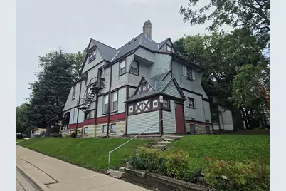 761 N 25th St, Milwaukee, WI 53233 - Photo 12