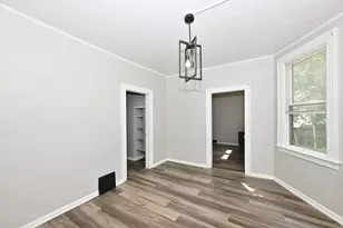 1219 W Windlake Ave, Milwaukee, WI 53215 - Photo 8
