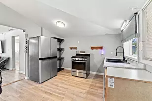 1526 Marquette St, Racine, WI 53404 - Photo 6