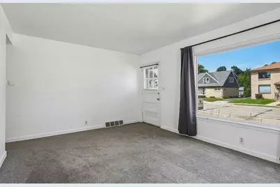 7935 W Becher St, West Allis, WI 53219 - Photo 12