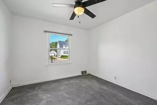 7935 W Becher St, West Allis, WI 53219 - Photo 26