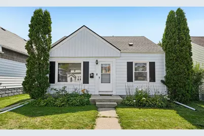 7935 W Becher St, West Allis, WI 53219 - Photo 2