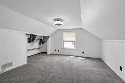7935 W Becher St, West Allis, WI 53219 - Photo 34