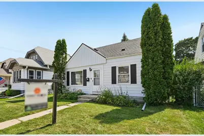 7935 W Becher St, West Allis, WI 53219 - Photo 4