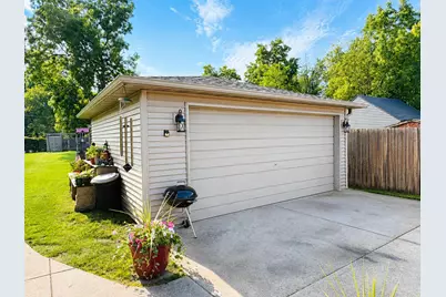 418  Blaine Ave, Racine, WI 53405 - Photo 18