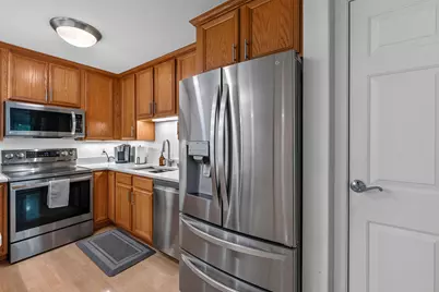 1108 N Milwaukee St #131, Milwaukee, WI 53202 - Photo 6