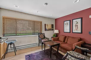 1108 N Milwaukee St, Milwaukee, WI 53202 - Photo 26