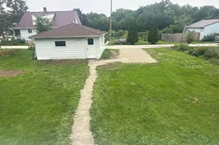 128 Hinman Ave, Waukesha, WI 53186 - Photo 22