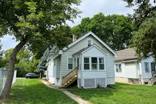 4556 N 29th St, Milwaukee, WI 53209 - Photo 2