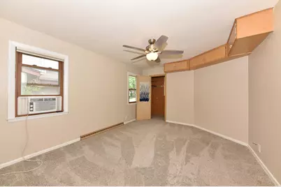 3229 S 56th St, Milwaukee, WI 53219 - Photo 14