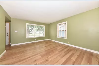 3229 S 56th St, Milwaukee, WI 53219 - Photo 2