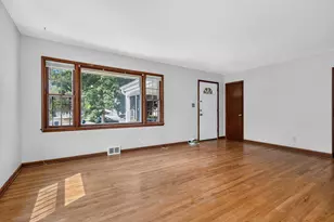 5360 N 107th St, Milwaukee, WI 53225 - Photo 10