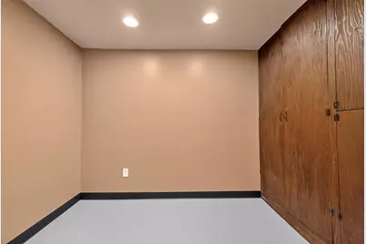5360 N 107th St, Milwaukee, WI 53225 - Photo 30