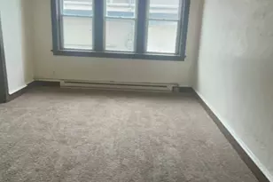 2613 W Capitol Dr, Milwaukee, WI 53206 - Photo 22