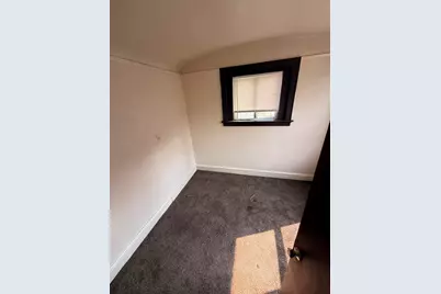 2613 W Capitol Dr, Milwaukee, WI 53206 - Photo 12