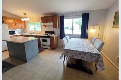 523  Schneider St, Cashton, WI 54619 - Photo 6
