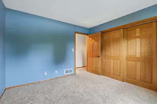7716 S 83rd St, Franklin, WI 53132 - Photo 14