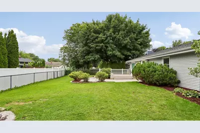 7716 S 83rd St, Franklin, WI 53132 - Photo 28
