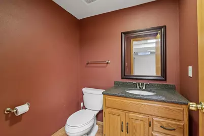 7716 S 83rd St, Franklin, WI 53132 - Photo 16