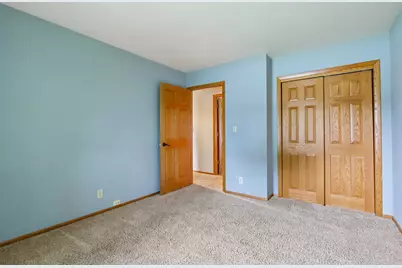 7716 S 83rd St, Franklin, WI 53132 - Photo 12