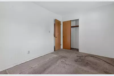 2812  Durand Ave, Racine, WI 53403 - Photo 8