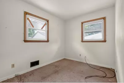 2812  Durand Ave, Racine, WI 53403 - Photo 6