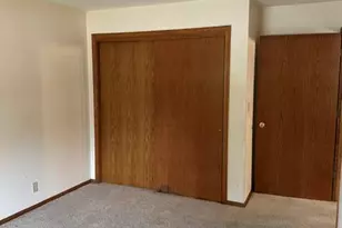 827 Quinlan Dr, Pewaukee, WI 53072 - Photo 16