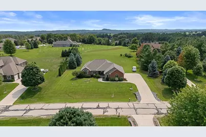 227  Hunters Xing, Slinger, WI 53086 - Photo 36