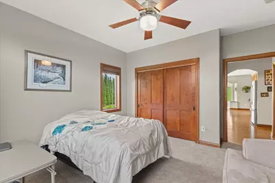 227  Hunters Xing, Slinger, WI 53086 - Photo 24