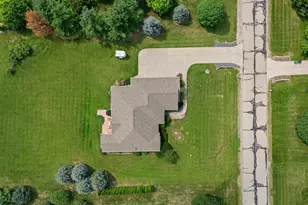 227 Hunters Crossing, Slinger, WI 53086 - Photo 38