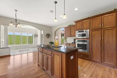 227  Hunters Xing, Slinger, WI 53086 - Photo 14