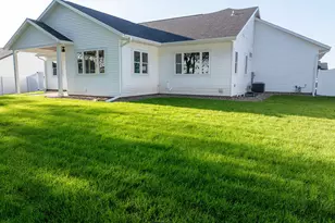 1413 Herb Ln, Holmen, WI 54669 - Photo 40