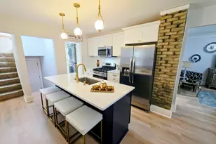 5565 N 32nd St, Milwaukee, WI 53209 - Photo 6