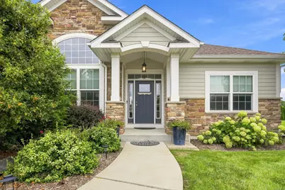 4817  Copper Leaf Blvd, Racine, WI 53403 - Photo 2