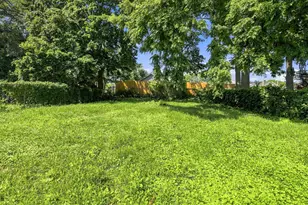 1300 Marquette St, Racine, WI 53404 - Photo 16